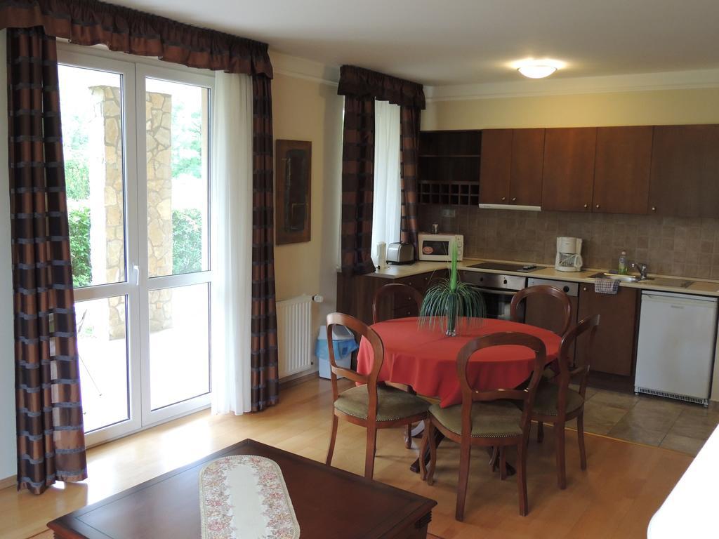 Luxus Golf Apartment Buk Phòng bức ảnh