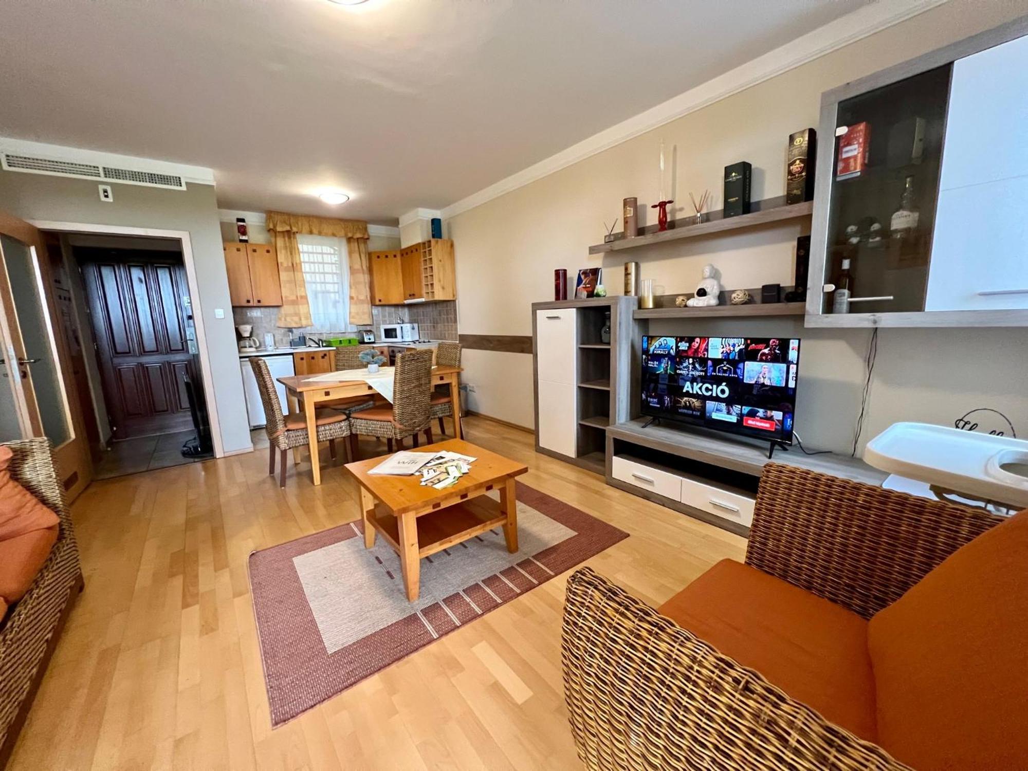 Luxus Golf Apartment Buk Ngoại thất bức ảnh